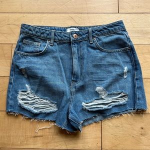 NWOT Forever 21 High Rise Distressed Jean Cut Off Shorts
